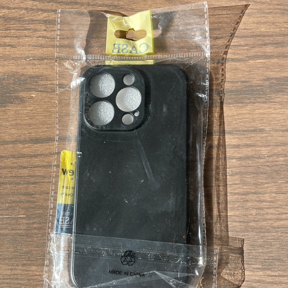 Case for iPhone 14 Pro matte black - Picture 2 of 3